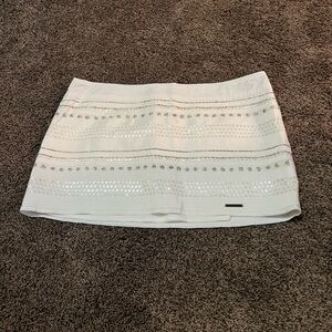 NWT Abercrombie Skirt Size 2/26 White Silver Sequins.